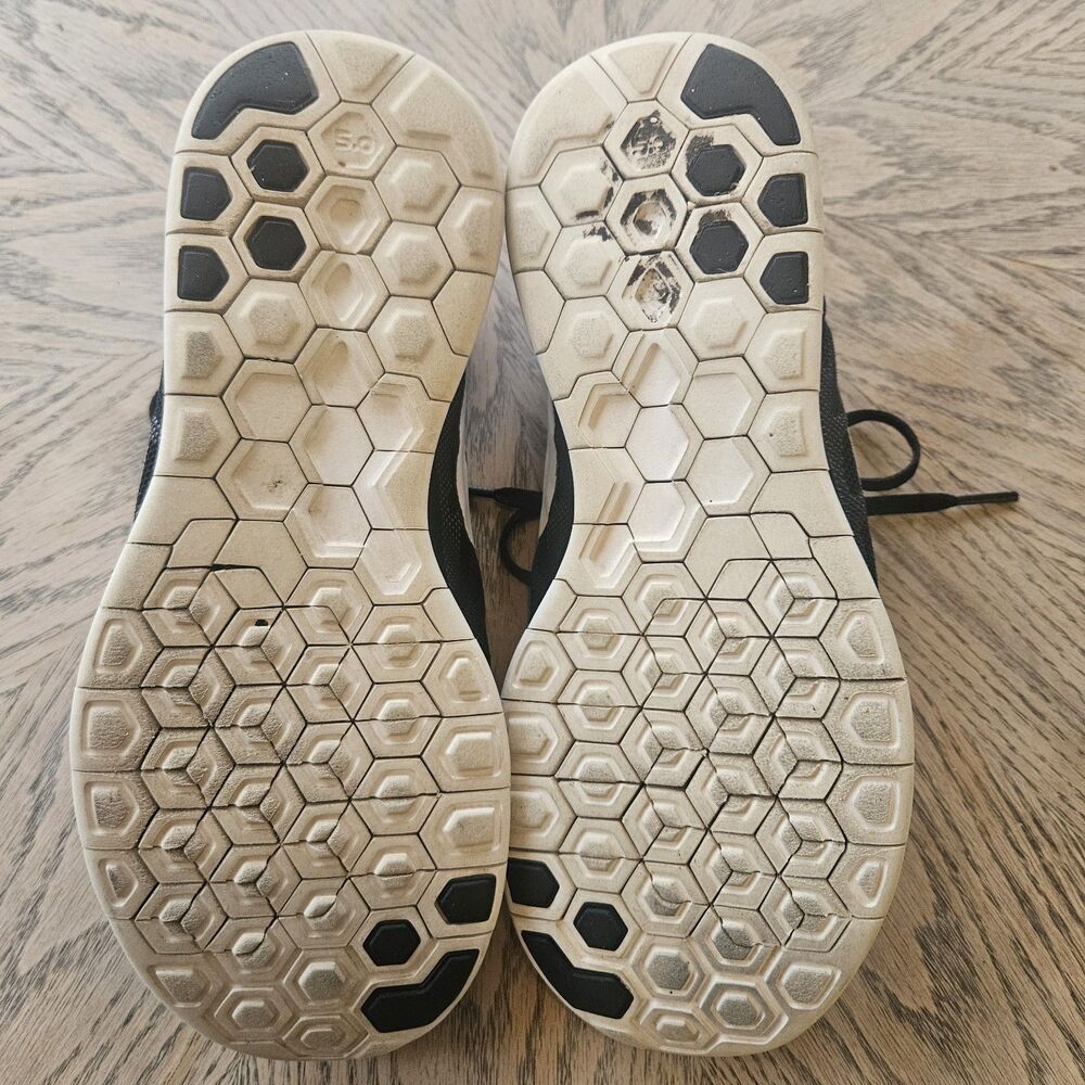 NIKE Women US 8.5 Free 5.0 Training Running Black White Shoes 724383-002‎ C6 - Picture 8 of 9